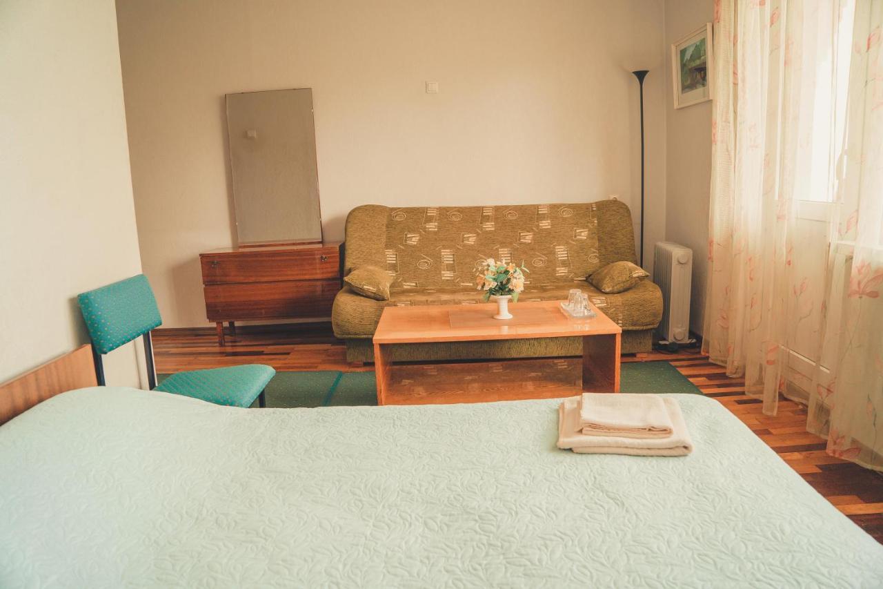 Hotell Paeaesuke Jõhvi Kültér fotó