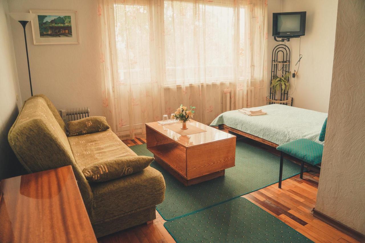 Hotell Paeaesuke Jõhvi Kültér fotó