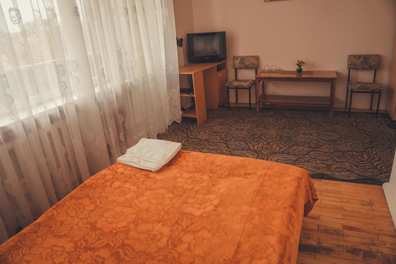 Hotell Paeaesuke Jõhvi Kültér fotó