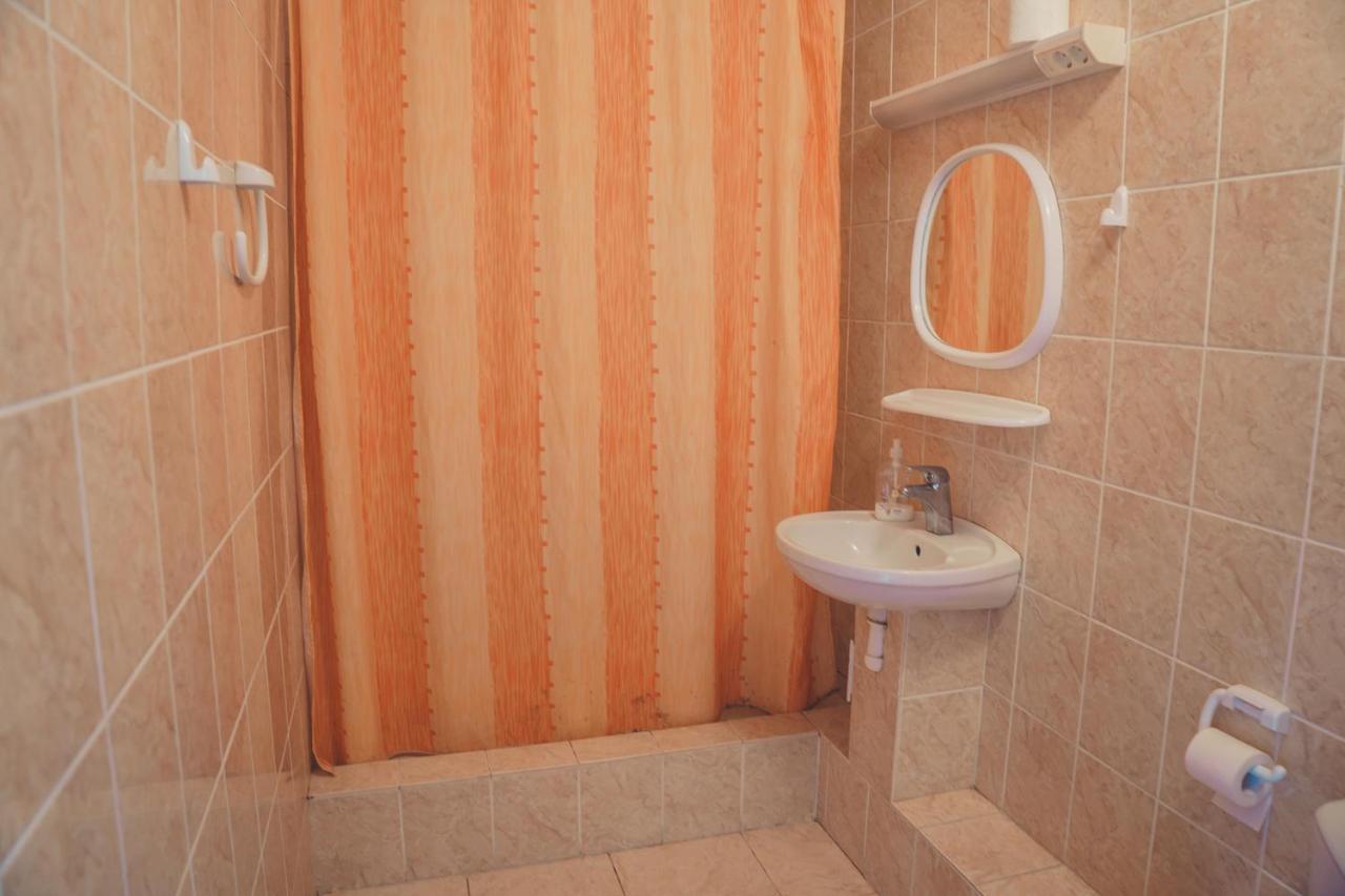 Hotell Paeaesuke Jõhvi Kültér fotó