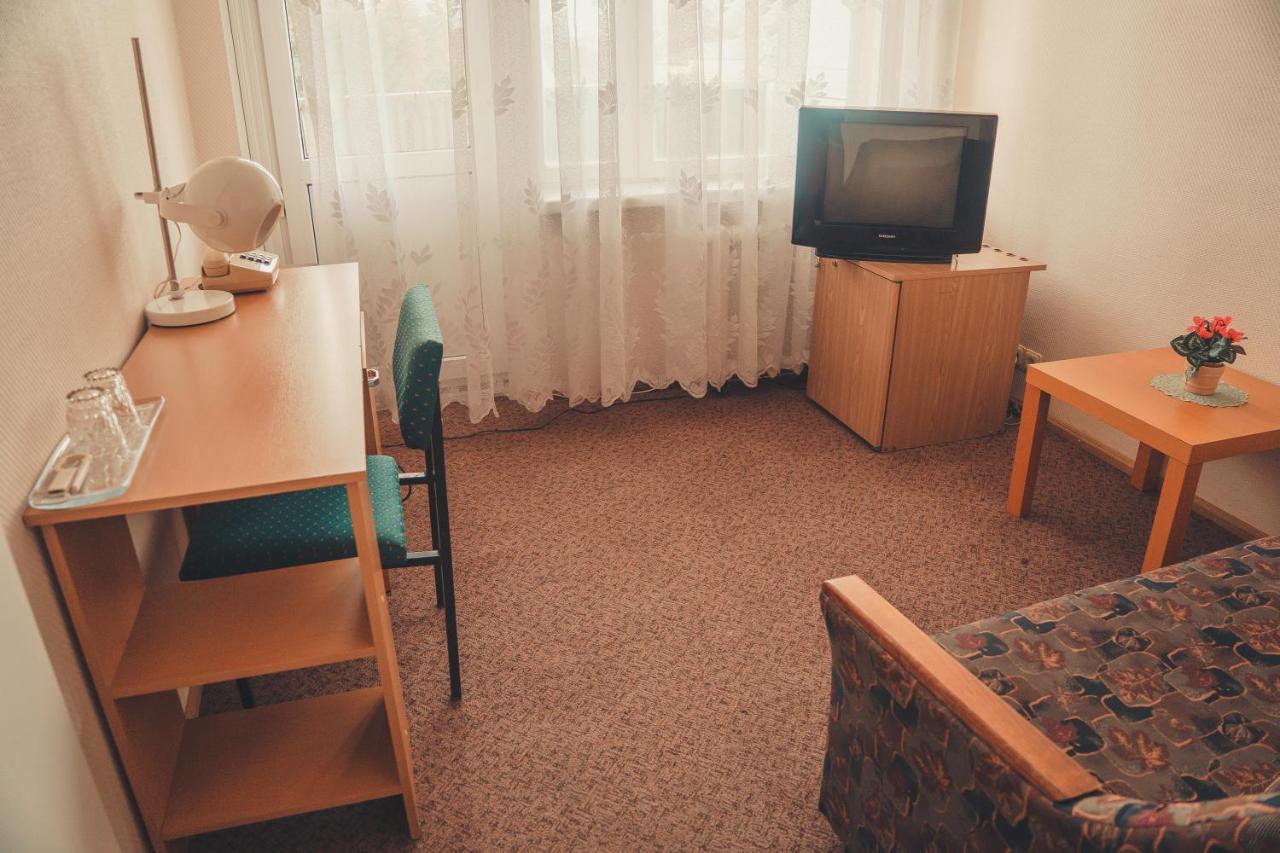 Hotell Paeaesuke Jõhvi Kültér fotó